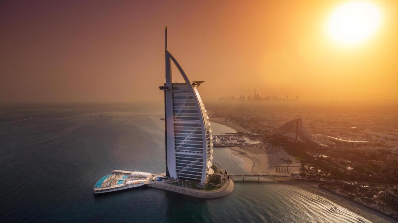Golden Star Hotel Dubai Exterior photo